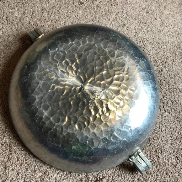 Vintage Hand Wrought Rodney Silver Co. 422 Round Pan/Bowl - Picture 5 of 5